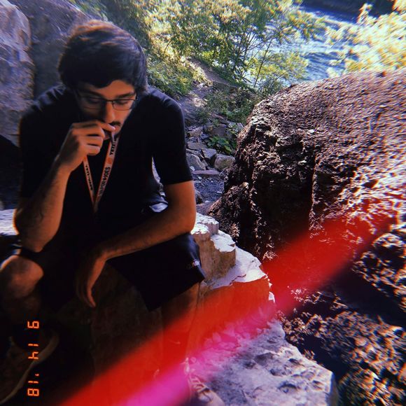 Meet your Posher, Andrew - Picture 1 of 1